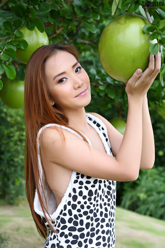 lolita-cheng-460071