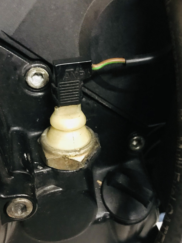 37FC8D52-9852-40BF-944F-AD8BABE1A7B4