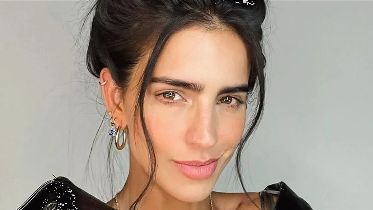 Bárbara de Regil descubre que están espiando su casa, así lo denunció