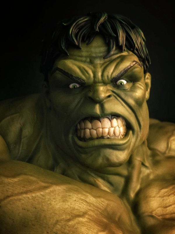 Premium Collectibles : Hulk Transformation 1/4 Statue 5