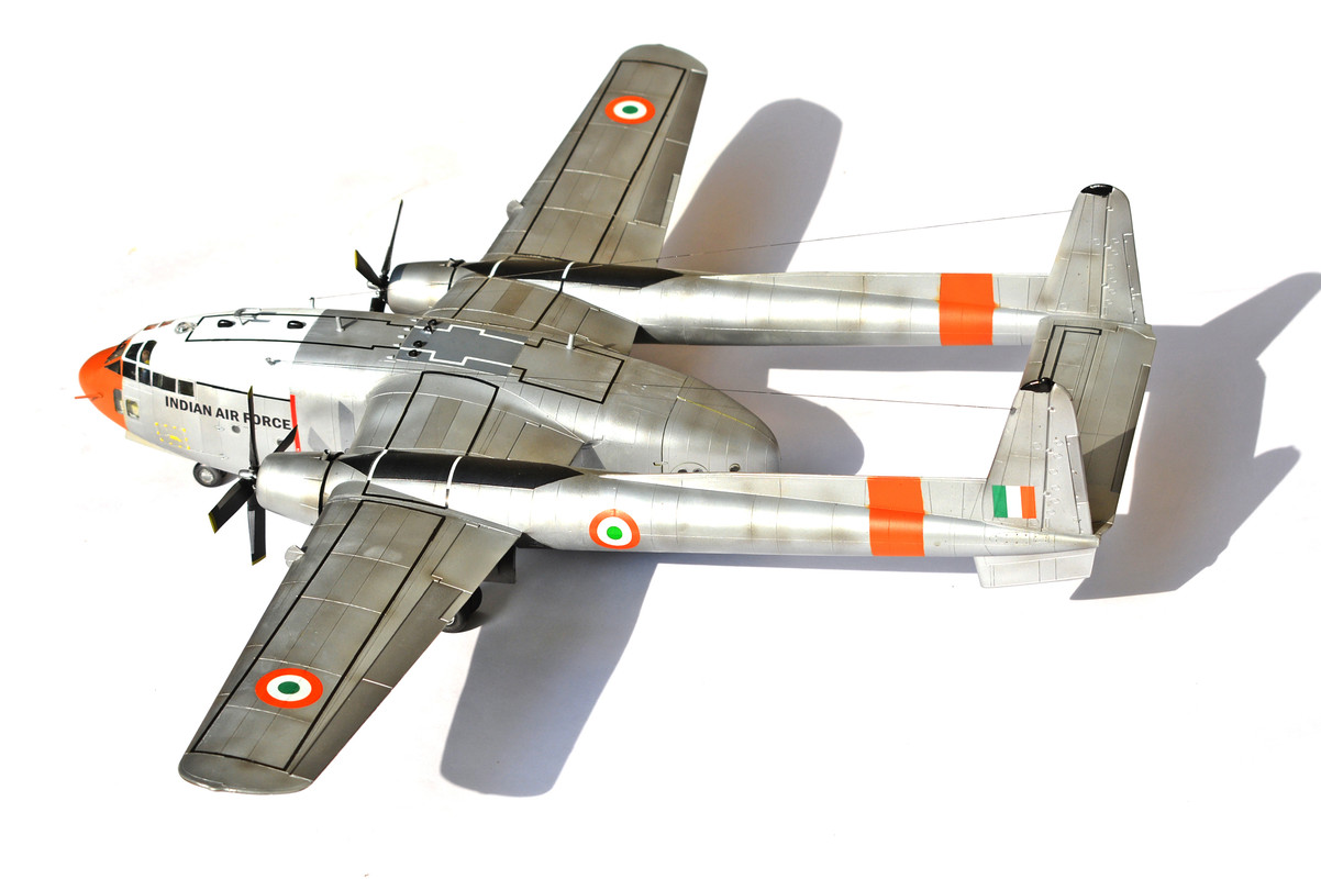 Italeri C-119 Flying Boxcar in Indian Air Force 1/72 - Ready for
