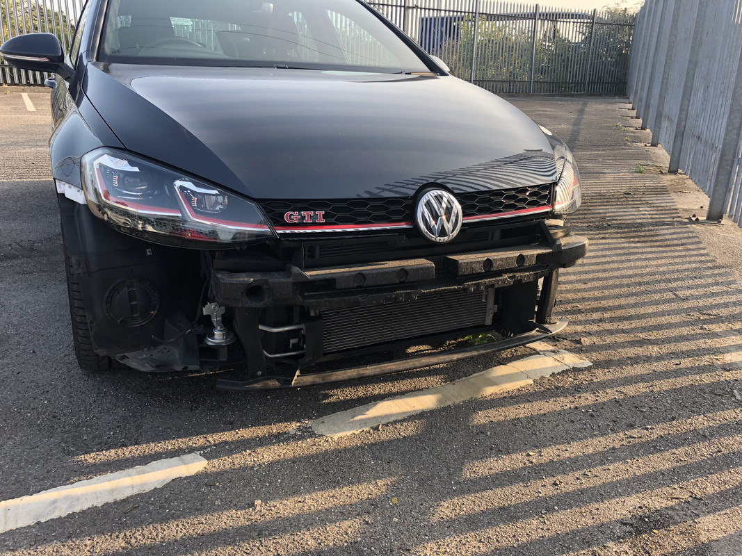 4BC4BAC8-C244-46B4-A5FE-E694F3D99BE9