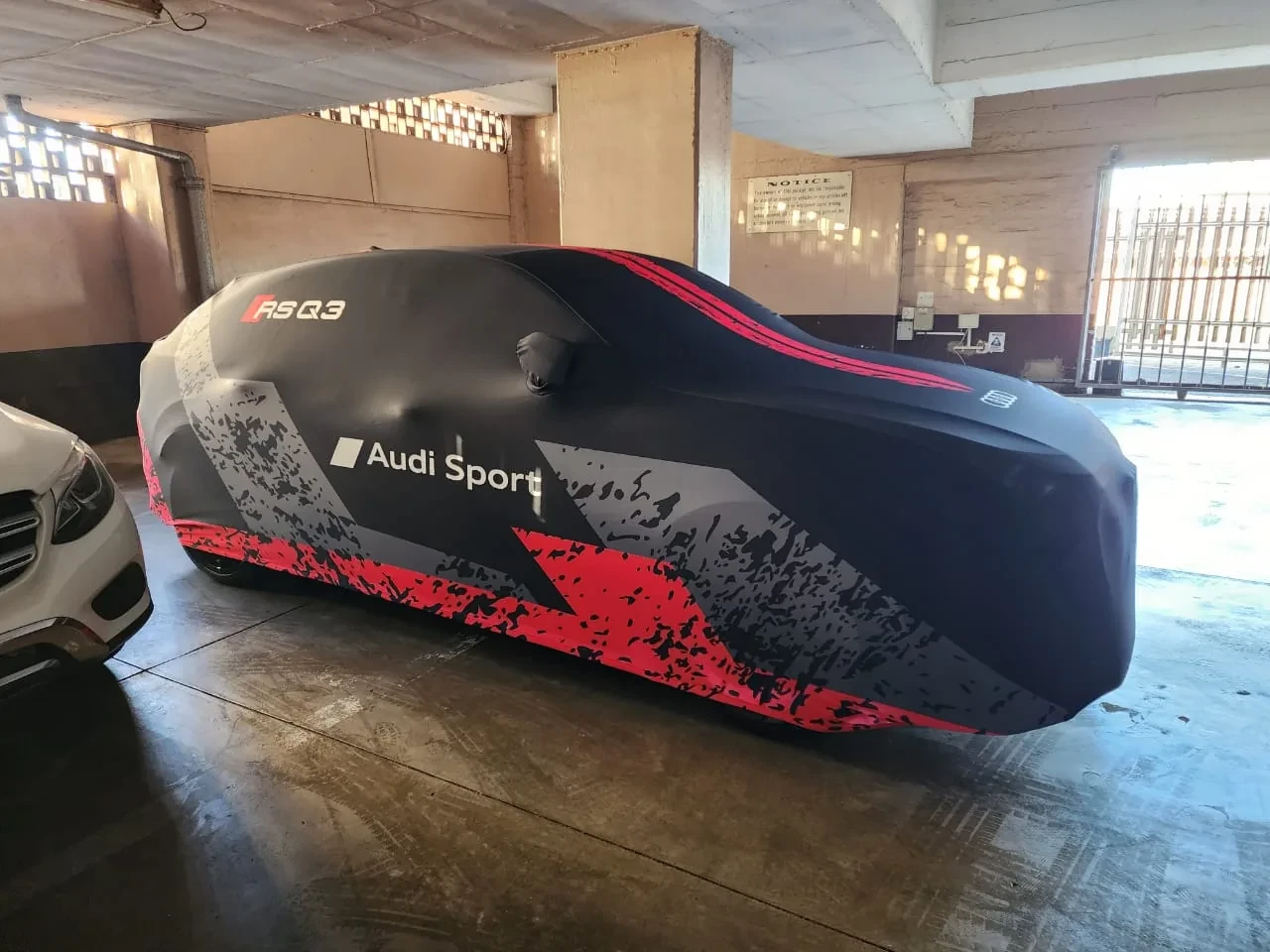 Audi RSQ3 Indoor Artistic Cover
