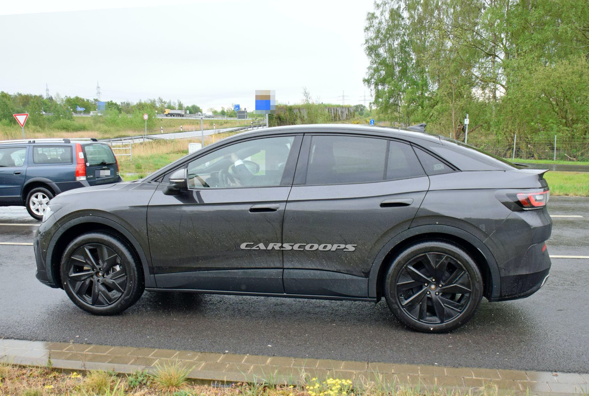 683F4D81-289A-451C-9BC0-E7CFE3A5B6E2