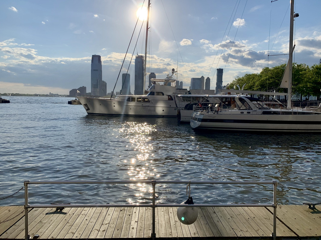 B6E3F199-3DA5-449A-98C5-35FC7D12CE61