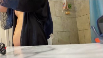 [Image: Voyeur58655112609.jpg]