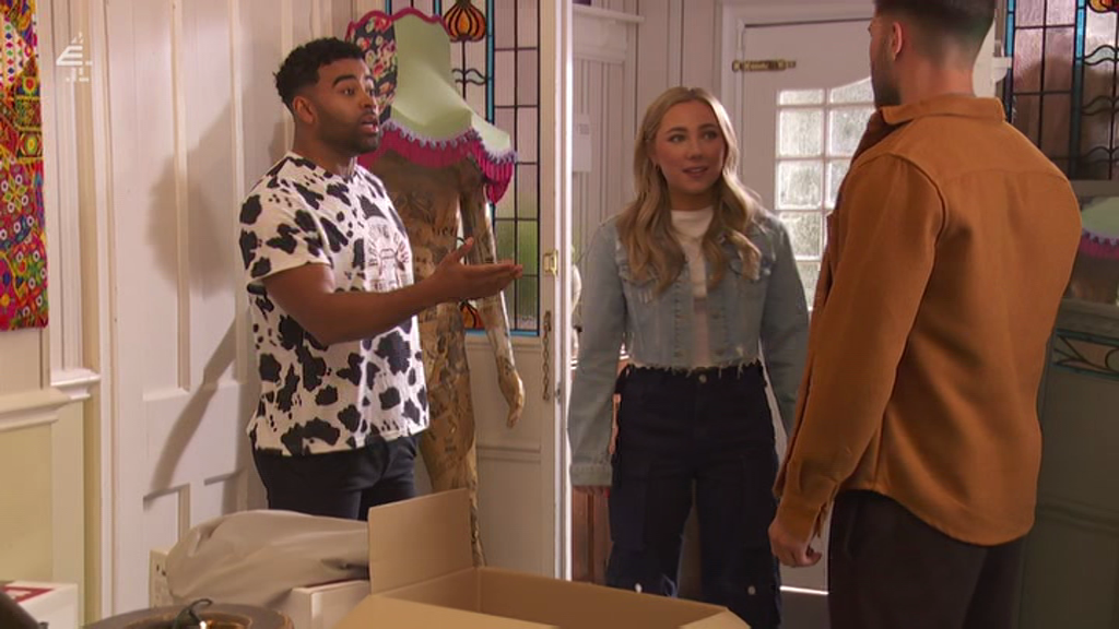 [Image: j7tte1igxv62.png]