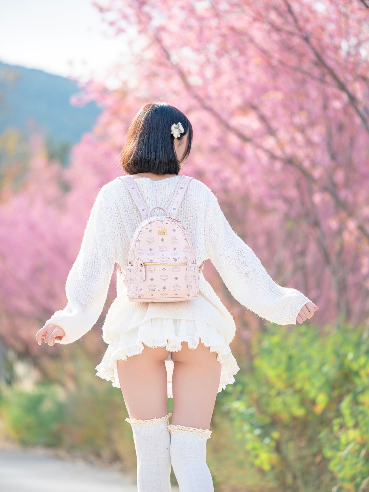 nagisa 魔物喵《樱花树下》写真，清新优雅的气质美女插图7