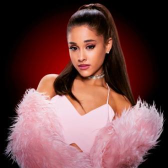 [Slika: 7-Ariana-Grande-folder.jpg]