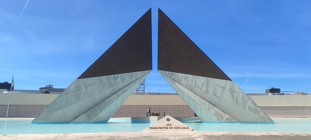 Escapada a Lisboa - Blogs de Portugal - Museo Jerónimos, Descubridores, Torre de Belem, iglesias y atardecederes (32)