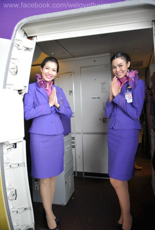 thai air stewardess 05