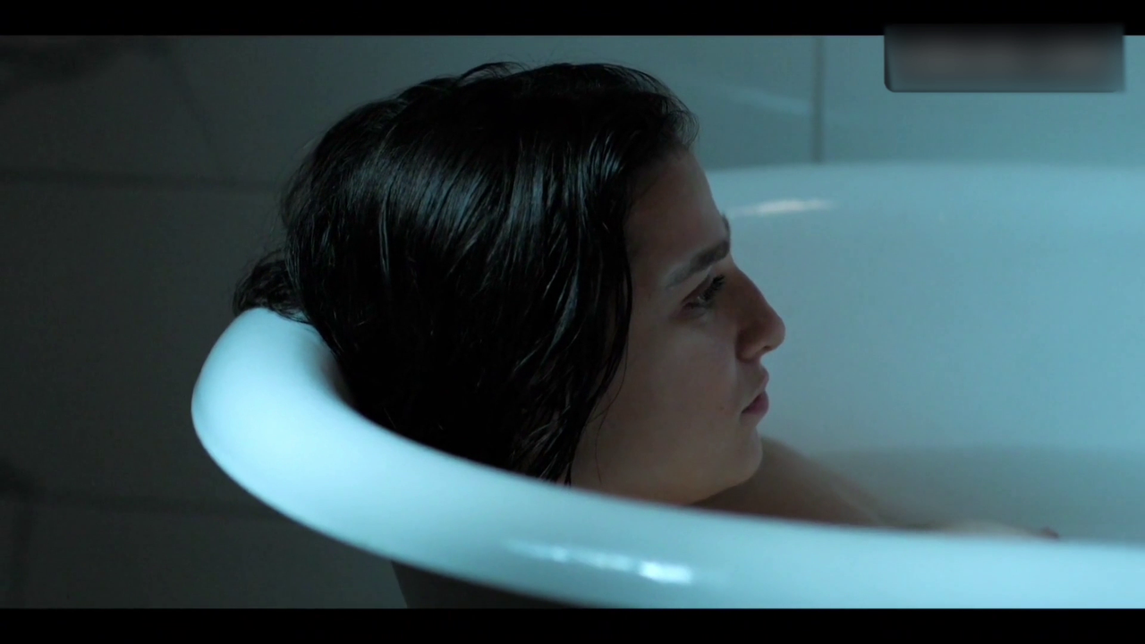 vlcsnap-2020-12-03-14h43m00s590