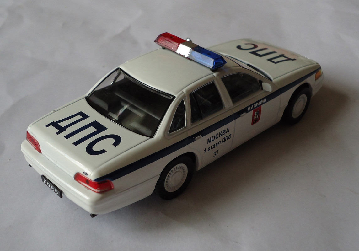 Ford-Crown Victoria Милиция