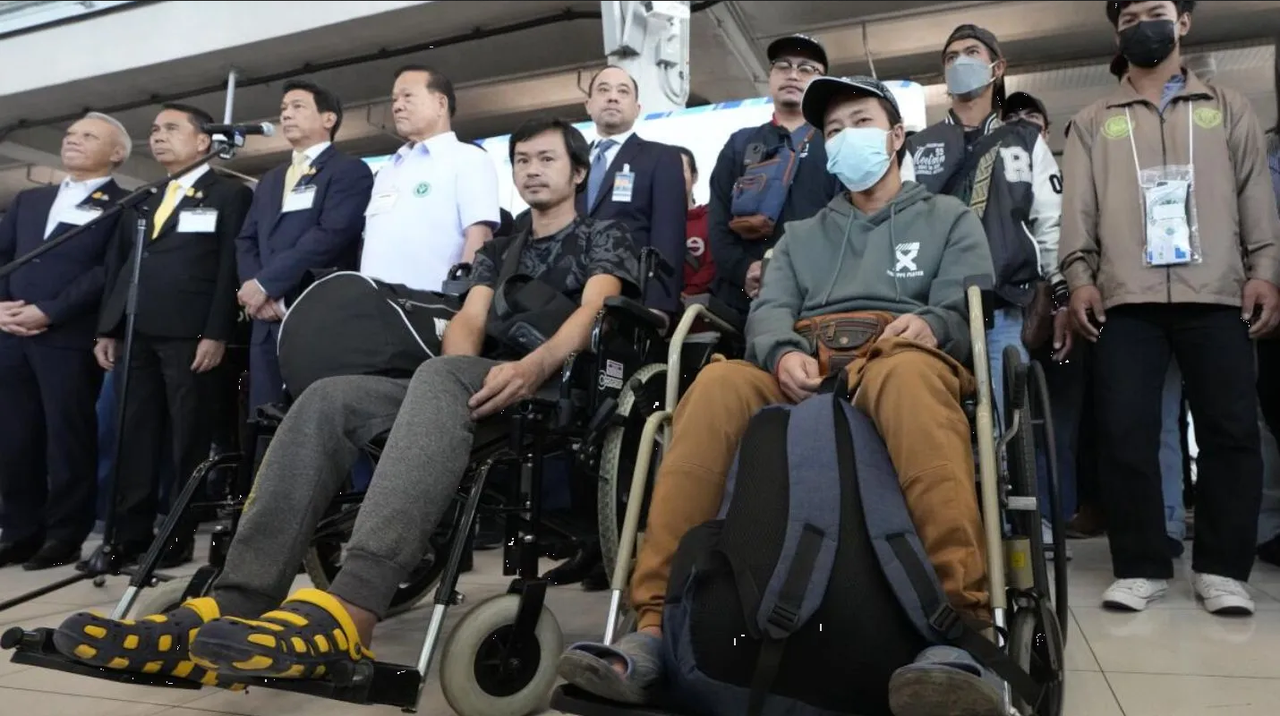 Hamás libera a 17 trabajadores tailandeses y así fue su regreso