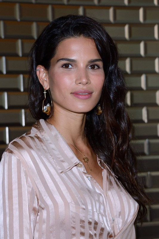 raica-oliveira-at-jean-paul-gaultier-show-at-paris-fashion-week-