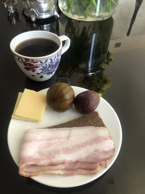 E036402C-7AE5-4A8E-B602-F1A994740385