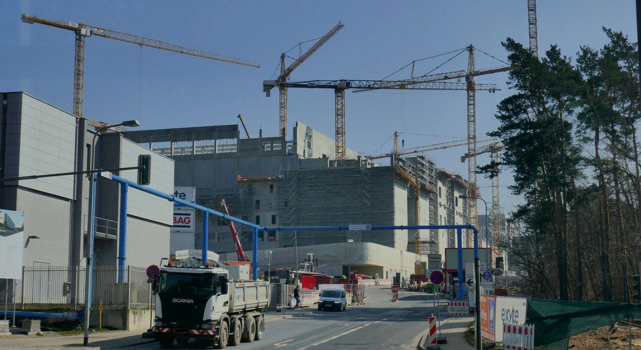 Bild: https://i.postimg.cc/qMDTXLSd/P1260657.jpg