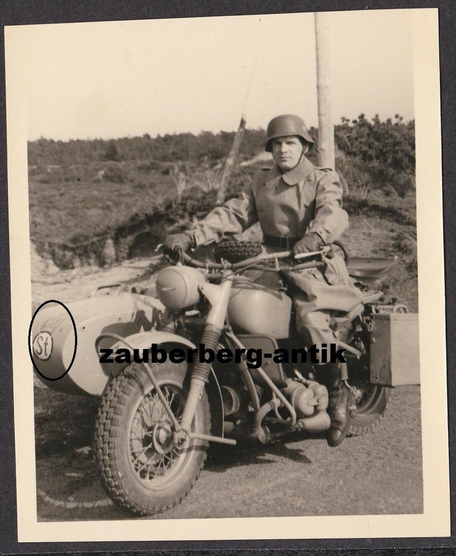 Foto Wehrmacht Krad Kradmelder BMW R 75 mit Kennung Dänemark 1944