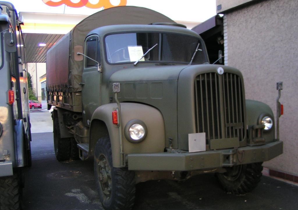 saurer1574.jpg
