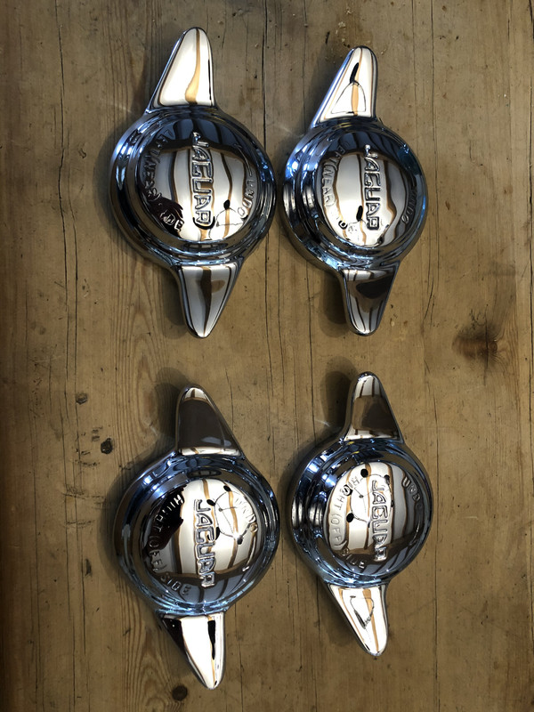 DD51413C-2418-470D-ACE4-9E338629045E