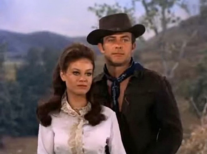 WILD-WILD-WEST-LANA-WOOD-AVERI-TRENT-1-A-FOTOR.jpg