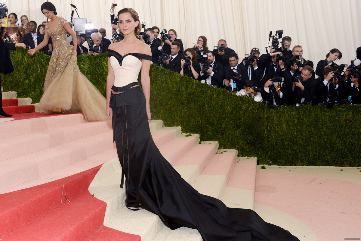 emmawatson-updates.com (256)