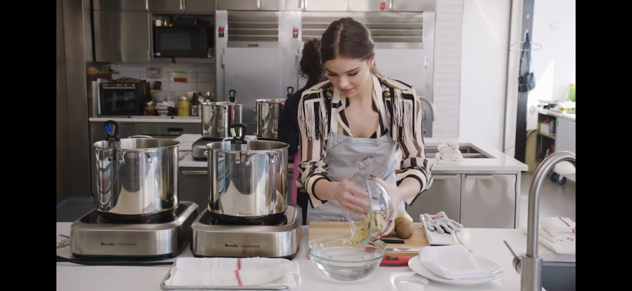 E86084A5-BD06-4C96-A6F9-67E1C7EC992A