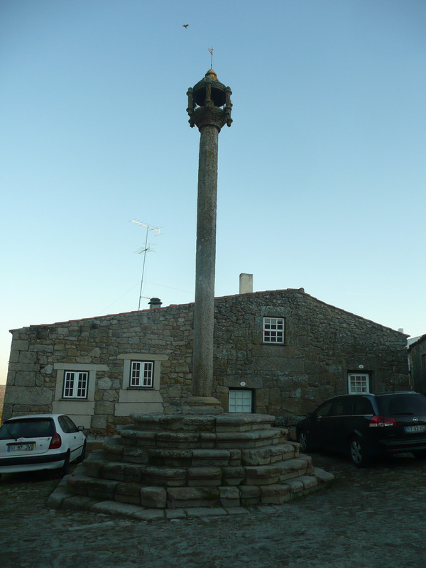 Castelo Mendo - Pelourinho (2)
