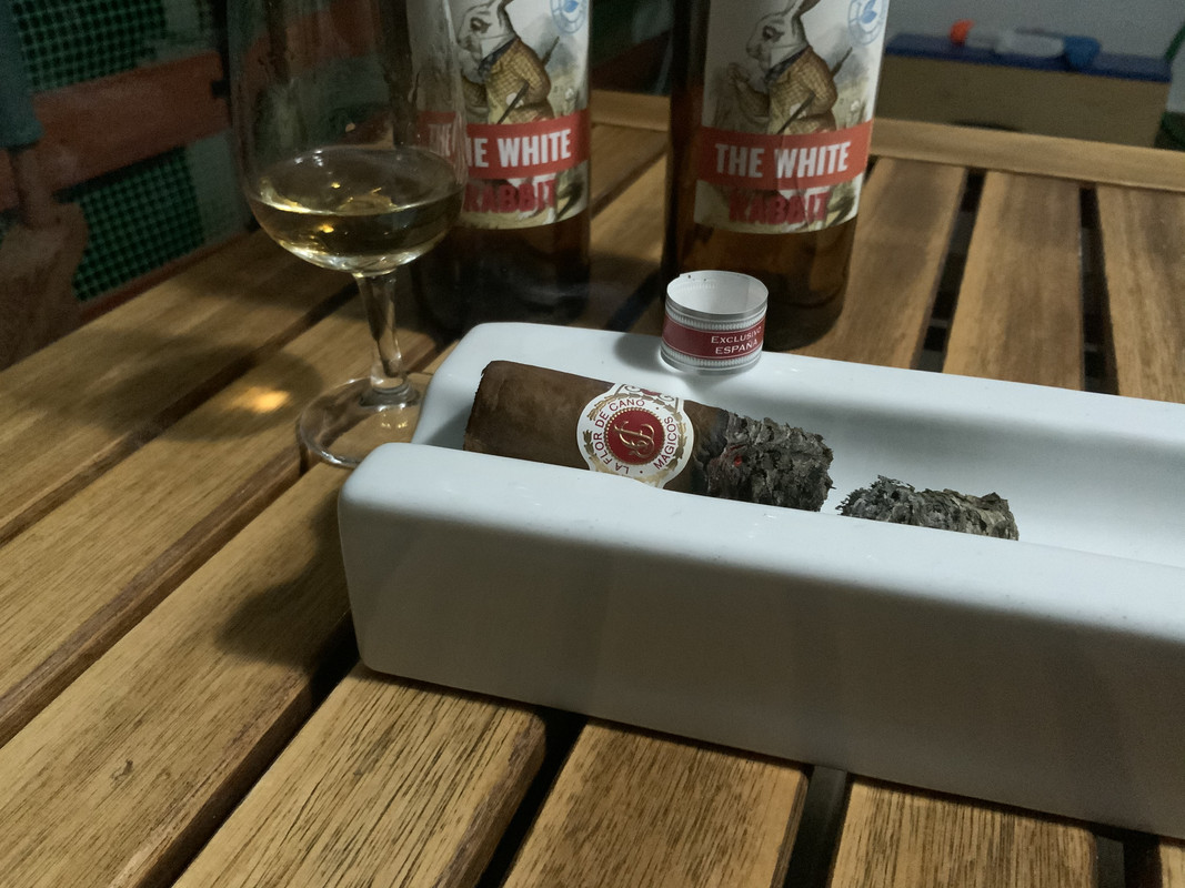 42305CD8-AE51-4F28-B025-90546E2C6AA4