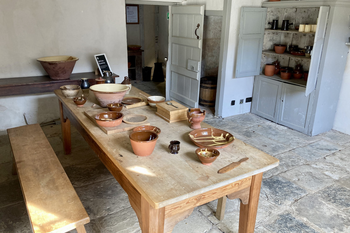 EB2E1D26-0AAF-4265-B5FD-8E4E89E62EE6