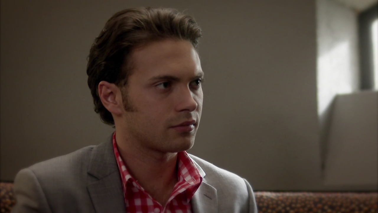 Hustle (2004) S05 (1080p AMZN Webrip x265 10bit EAC3 2.0 - WEM) [TAoE]