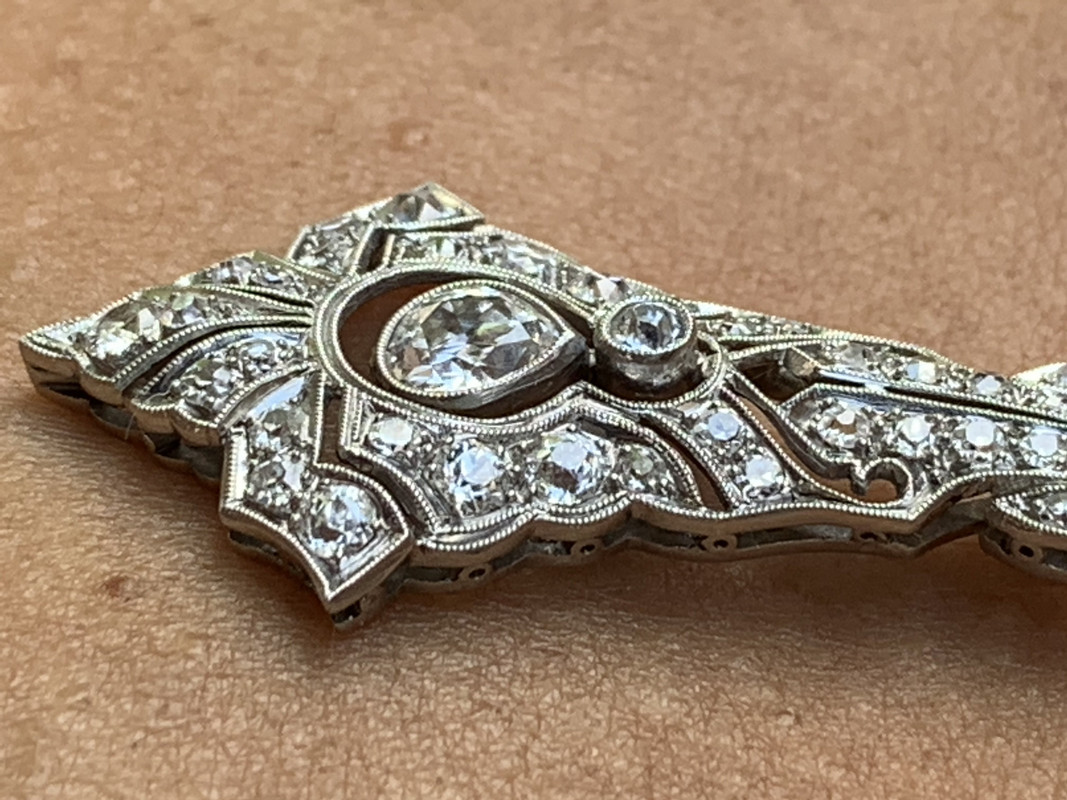 0CB5DA65-E5A4-4C1D-A3F1-C938426753CD