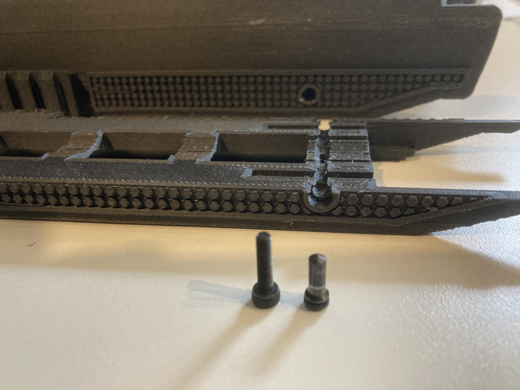 D8195111-69D9-4898-B672-0D68C6F08DAD