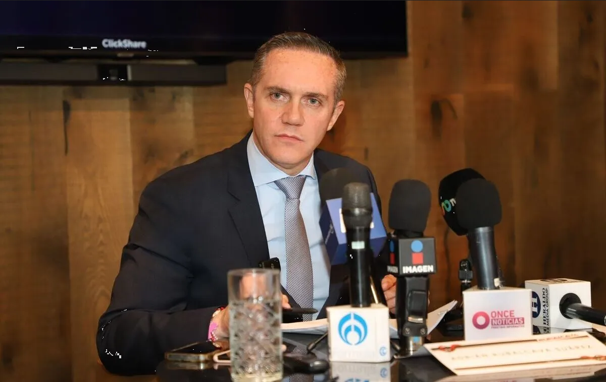 Rubalcava ‘pausa’ renuncia al PRI; presenta juicio para anular proceso del FAM