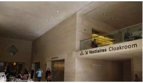 * Consigna - Louvre * - Consignas en París - Foro Francia