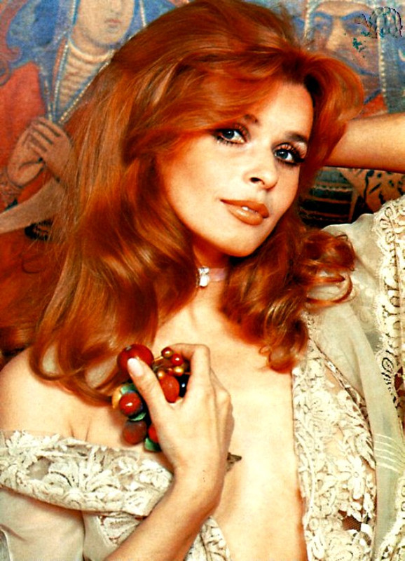 Senta_Berger_mb06