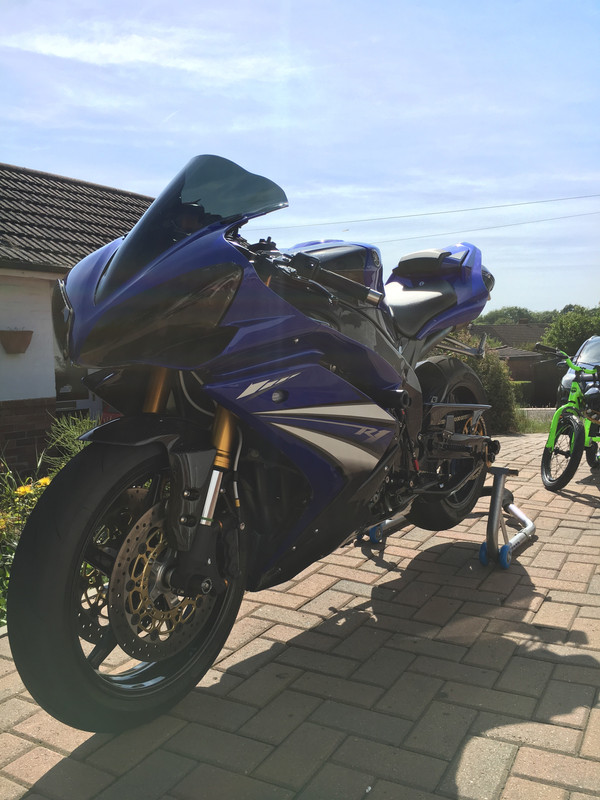 1686CFE3-6692-4505-9E0E-9254EFE8FD82