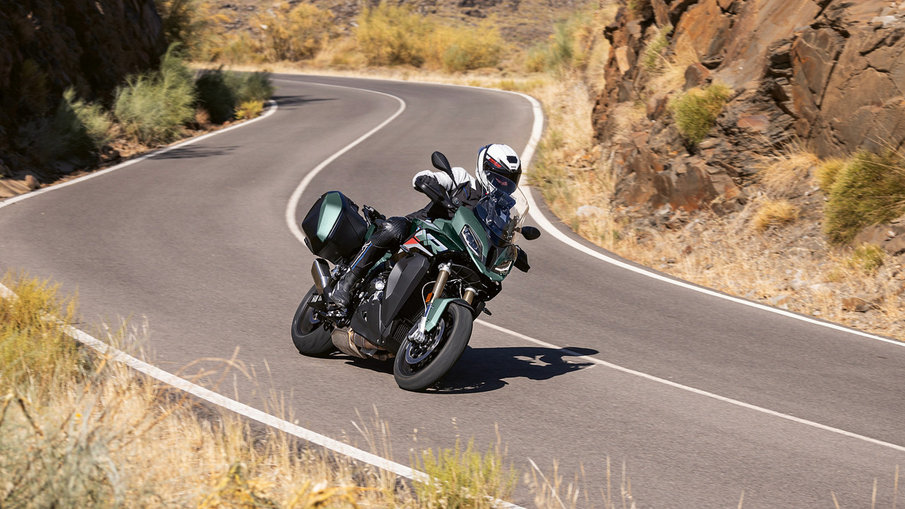 P90625150 high Res bmw s 1000 xr