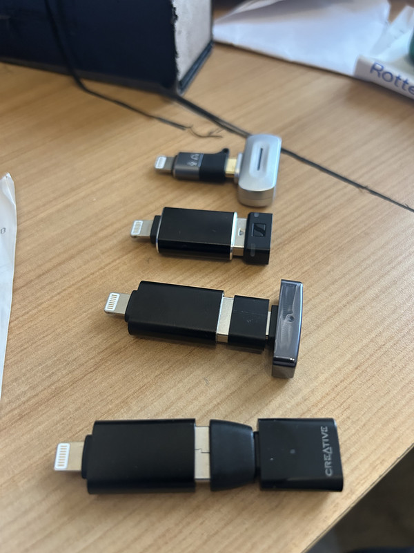 【ほぼ新品】QCC Dongle Pro Questyle QCC Dongle Pro Lossless Bluetooth Transmitter