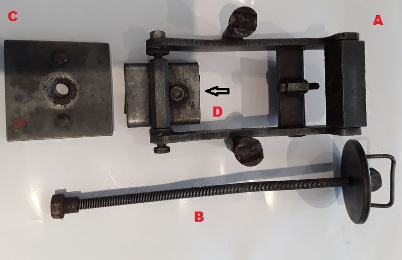 Compresseur d'amortisseur de Renault (A)
