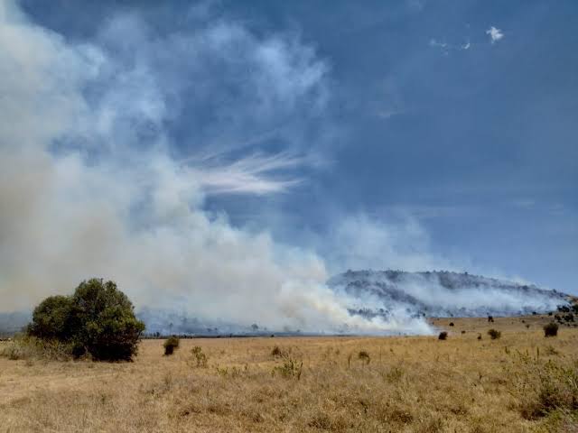 Community meeting in Laikipia addressing the 2021 wildfire aftermath