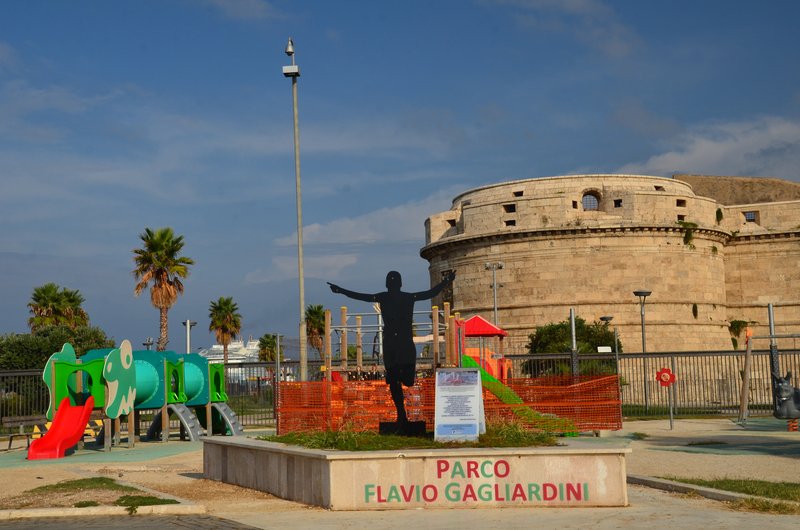 CIVITAVECCHIA-13 y 14-9-2023 - Italia y sus pueblos-2018/2019/2023 (33)