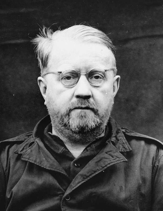 Dr. Gerhard Rose