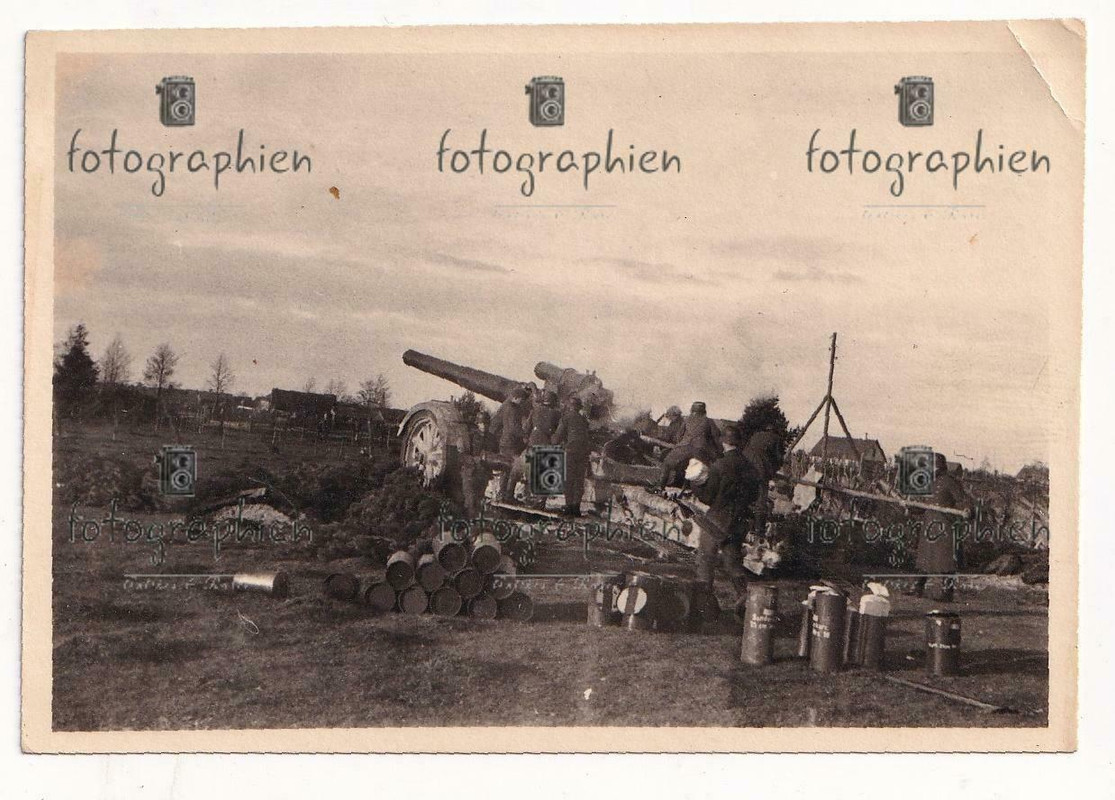 org. Foto Estland Artillerie Geschütz Feuerstellung 1941 (2)