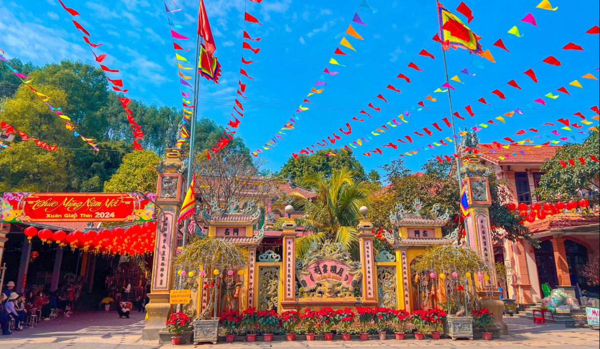 Đền Chúa Nguyệt Hồ Bắc Giang