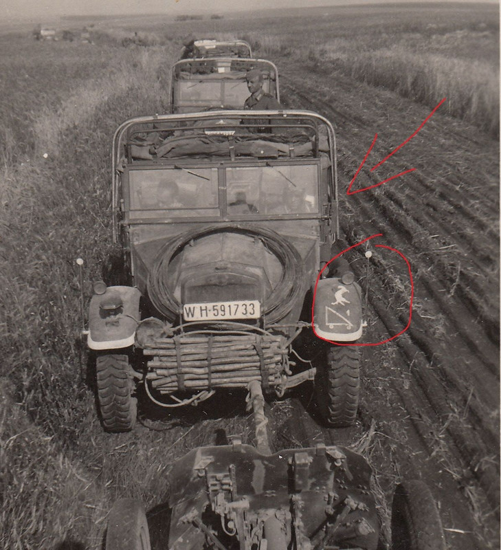 Foto Soldat PKW Panzerjäger Pz.Jg. Wappen Krupp 