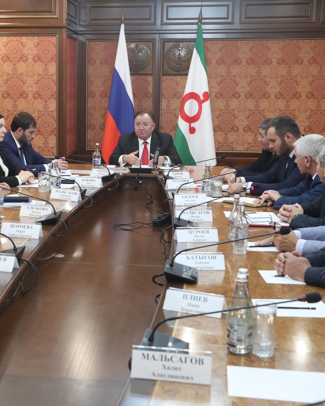 813684B0-B44D-41AF-B714-C11F3DD8F57D