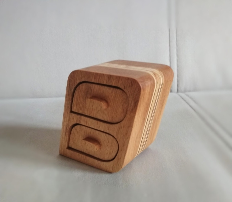 0FC3E956-4562-48ED-B125-7D5369B92900