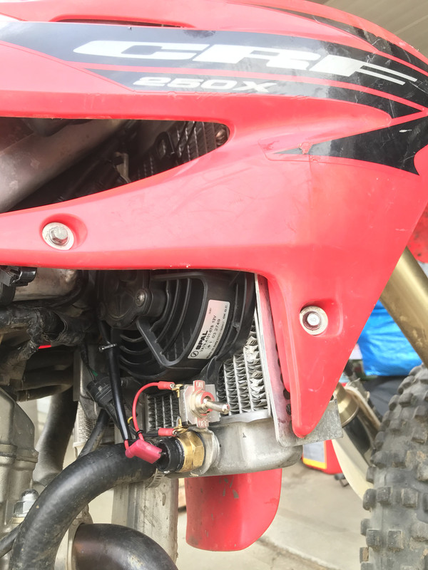 2024A0A2-70D5-46E3-93BE-2C0CDCBCB9D4