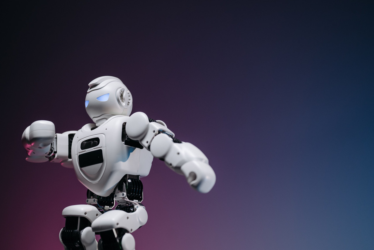 The prompt 'engineering' myth: what actually gets better answers from AI